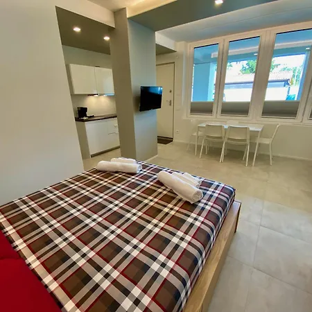 Appartement New Residenza Le Essenze - I 7 Laghi *