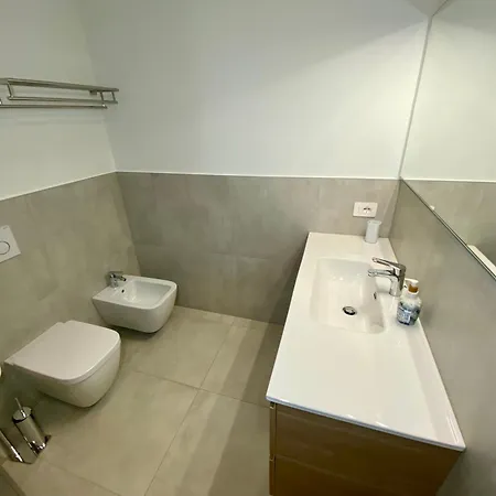 Lejlighed New Residenza Le Essenze - I 7 Laghi *