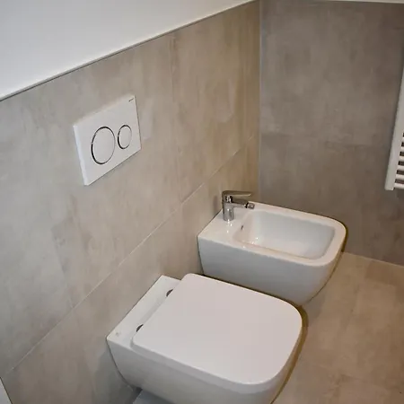 New Residenza Le Essenze - I 7 Laghi Apartamento *