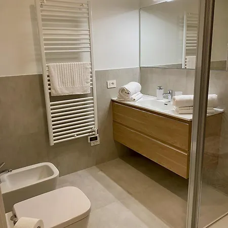 Apartamento New Residenza Le Essenze - I 7 Laghi *