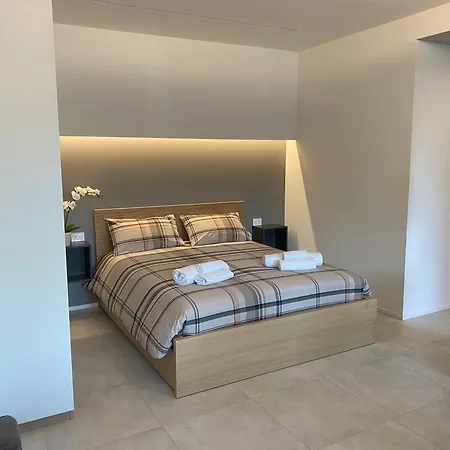 Apartamento New Residenza Le Essenze - I 7 Laghi *